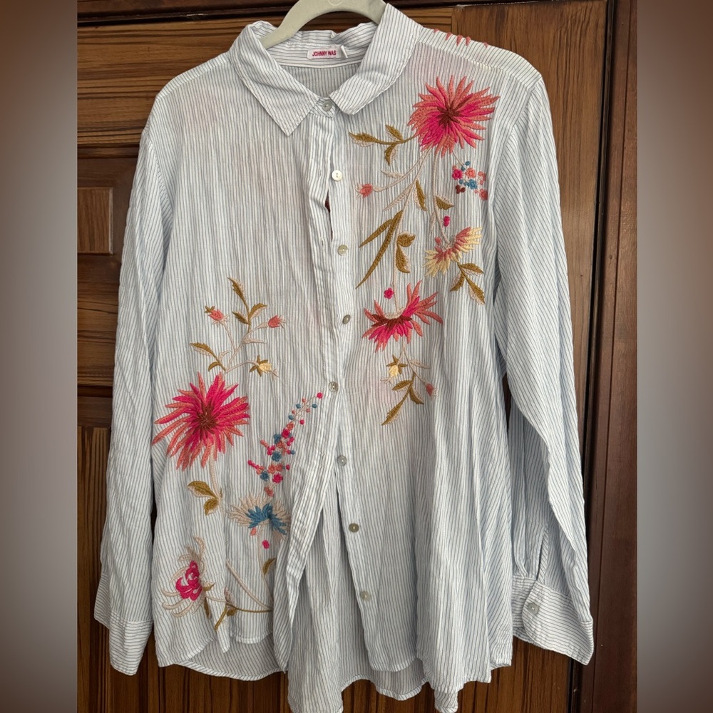 NWOT Johnny WAS Light Blue Striped Heavily Embroidered Blouse L/S XLarge